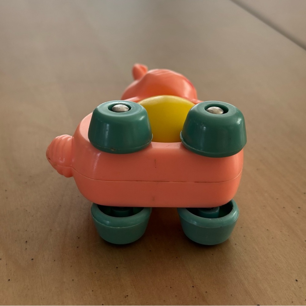 EASTER!!  Vintage Hard Plastic Easter Bunny Toy On Wheels. Hong Kong. Fast Ship - Picture 8 of 10